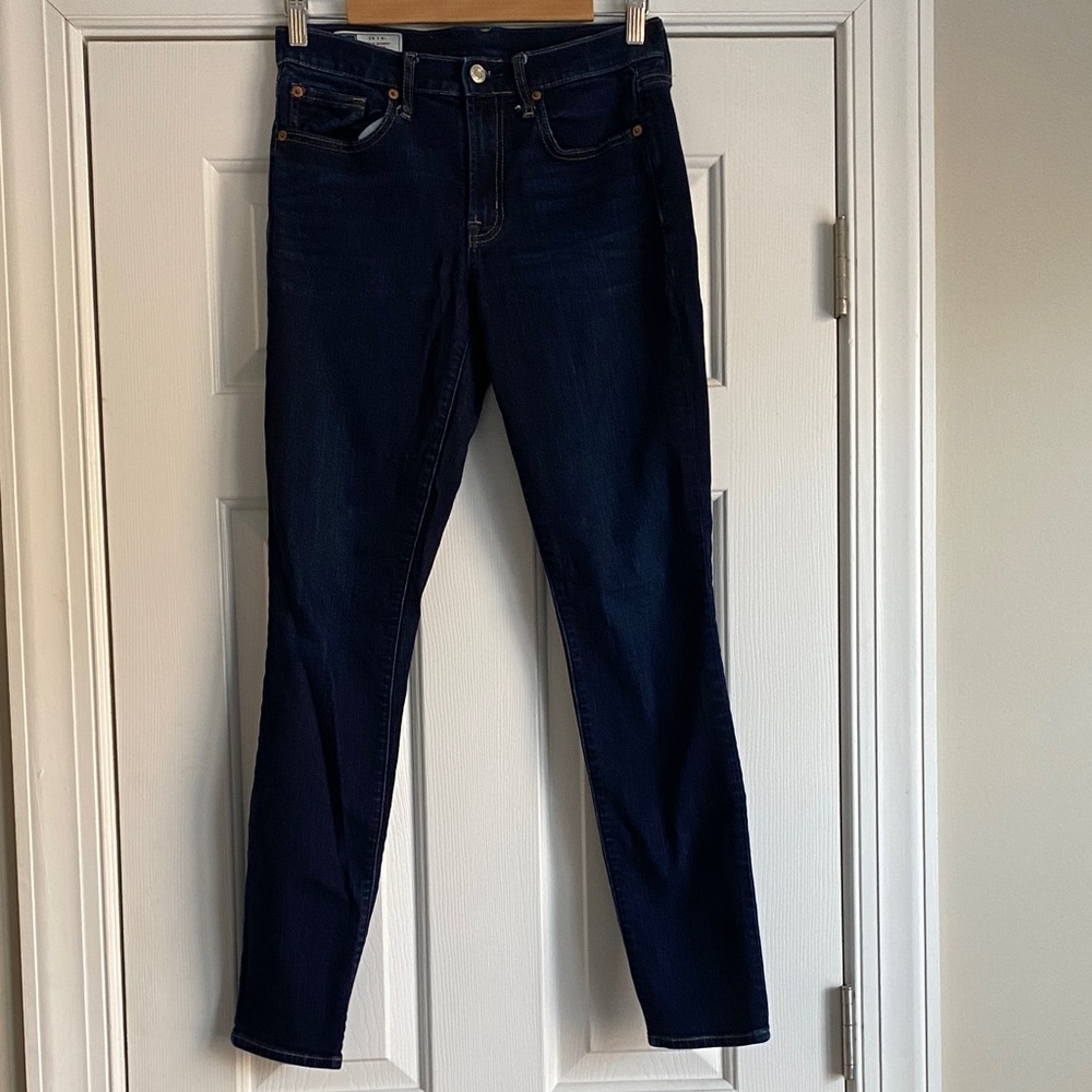 GAP True Skinny Mid Rise Jeans 6L